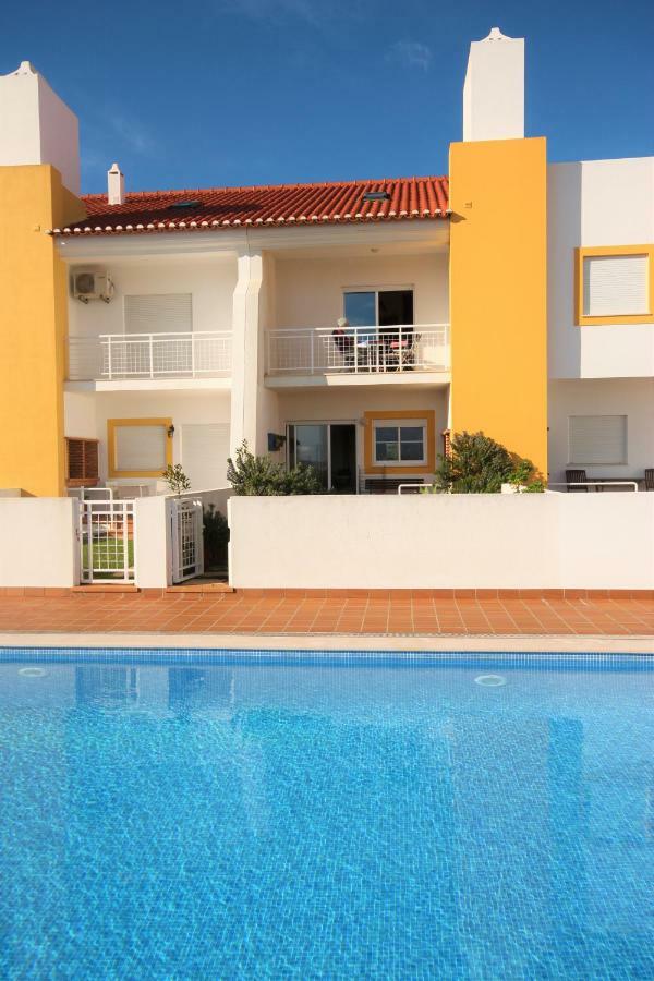Surf House Baleal Exterior foto